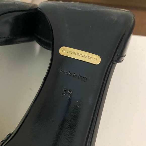 Burberry Black Heels with Gold Buckle - Picture 7 of 8